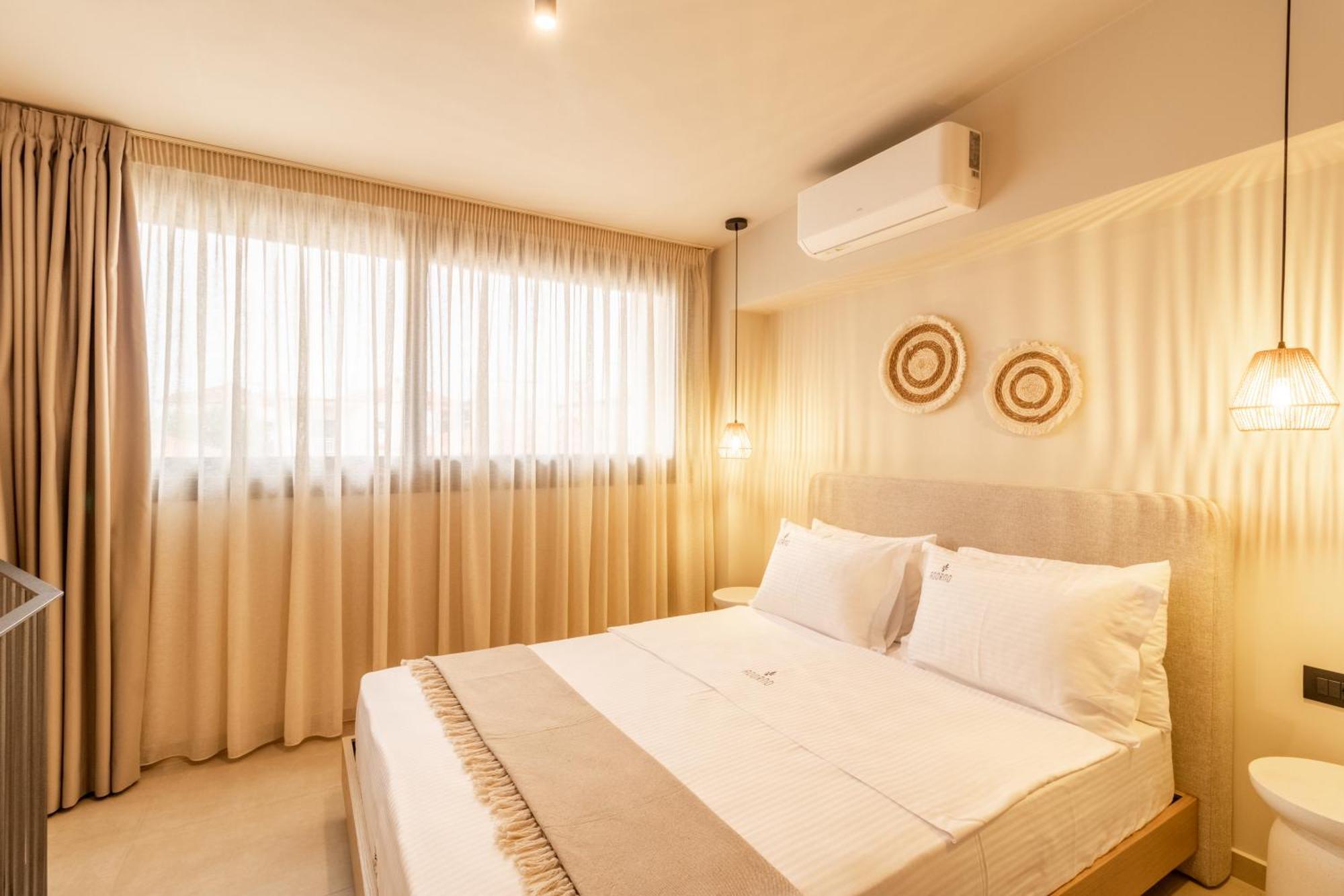 Adorno Private Suites Only Adults & Kids 12 Plus Vrasná المظهر الخارجي الصورة