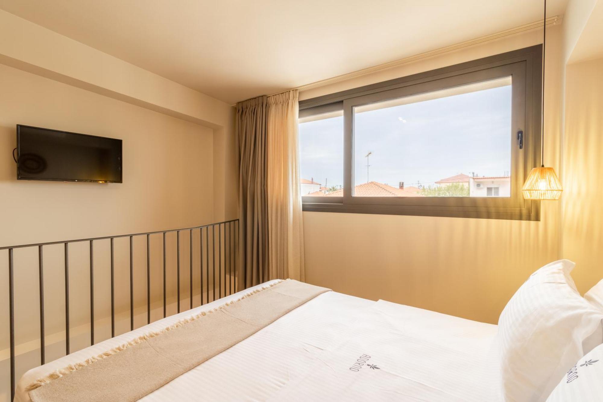 Adorno Private Suites Only Adults & Kids 12 Plus Vrasná المظهر الخارجي الصورة