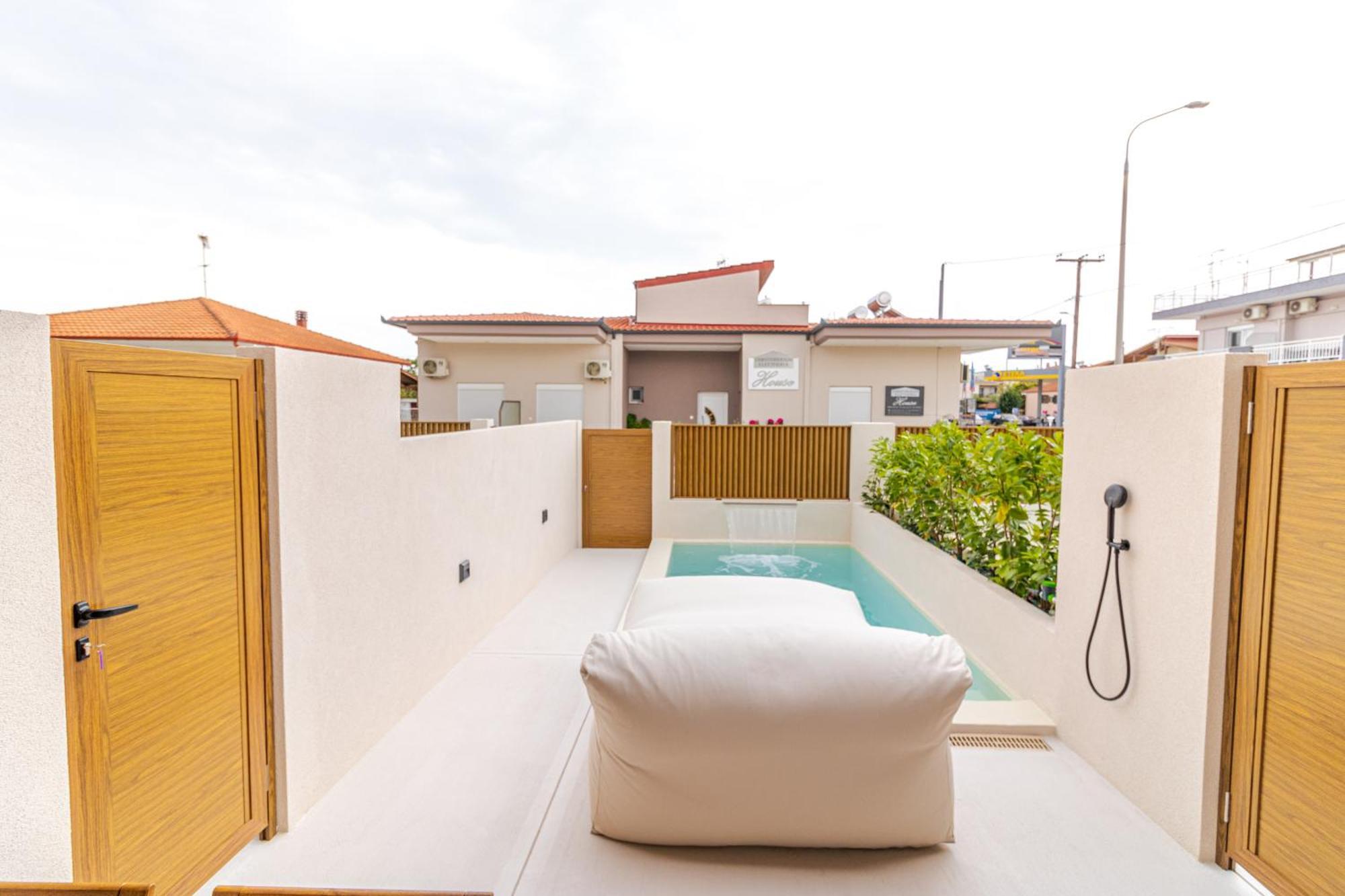Adorno Private Suites Only Adults & Kids 12 Plus Vrasná المظهر الخارجي الصورة