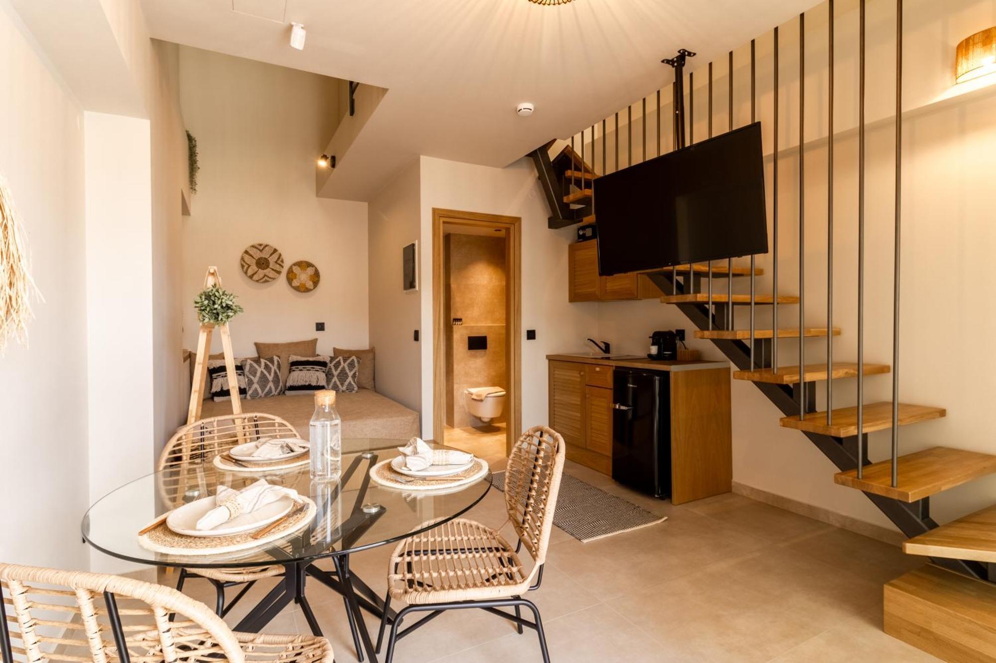 Adorno Private Suites Only Adults & Kids 12 Plus Vrasná المظهر الخارجي الصورة