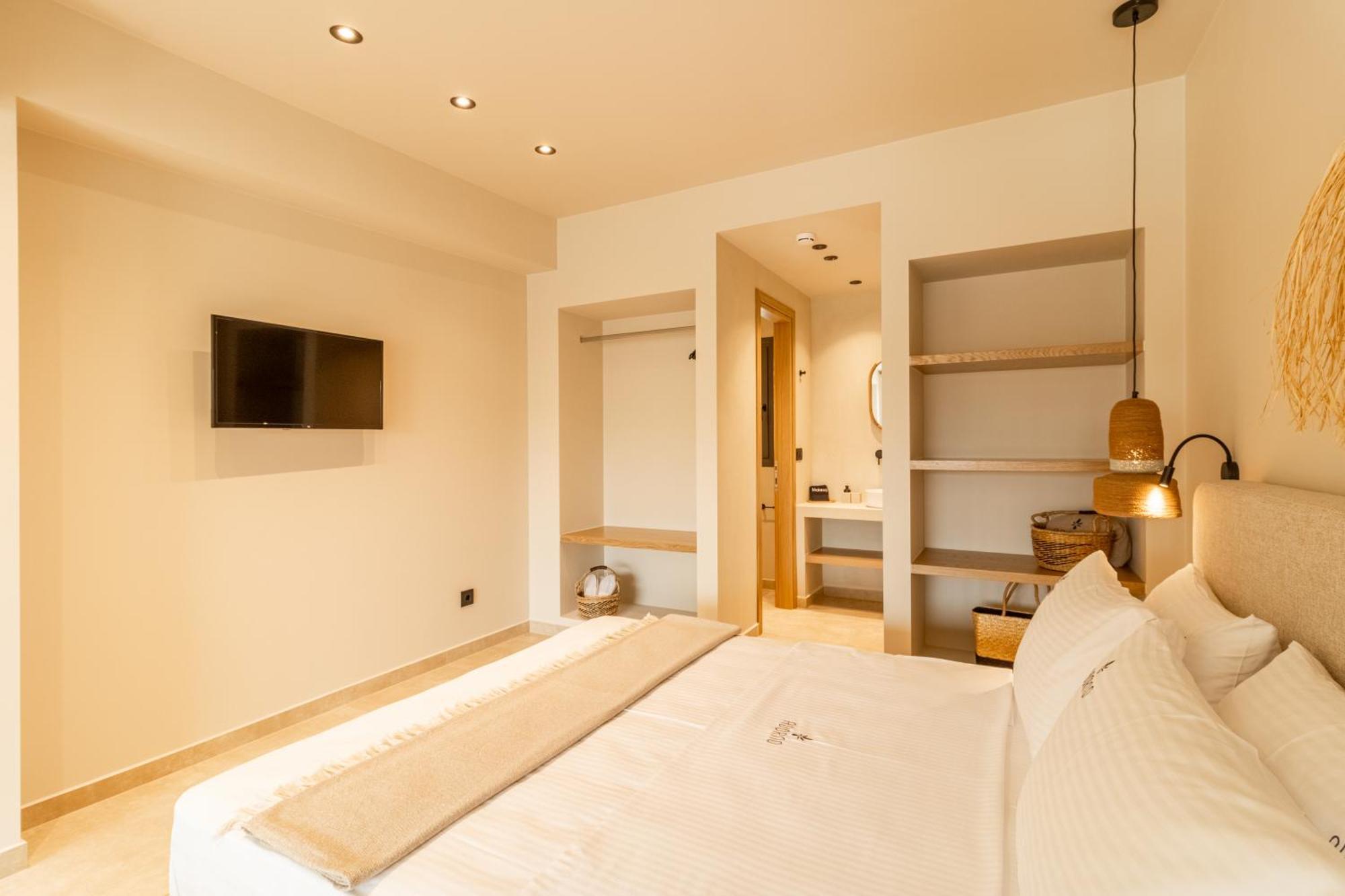 Adorno Private Suites Only Adults & Kids 12 Plus Vrasná المظهر الخارجي الصورة